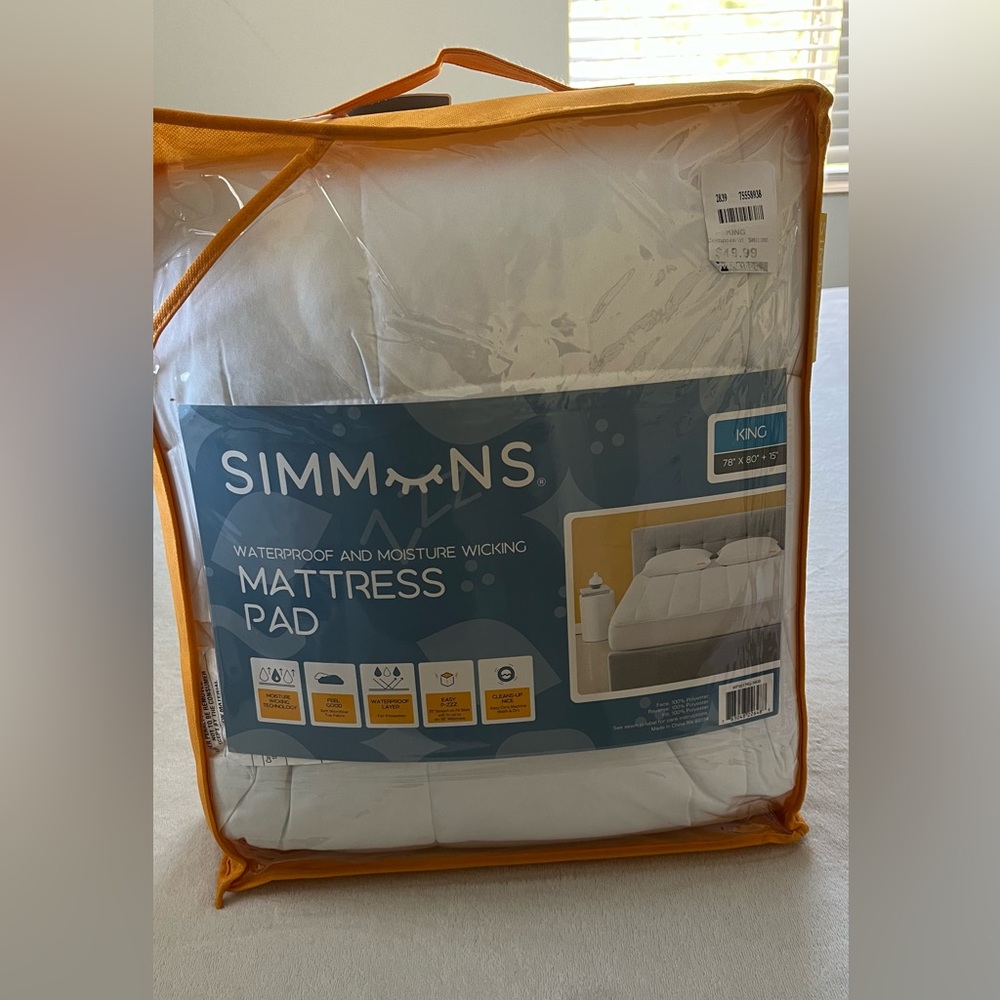 Simons White Waterproof Mattress Pad